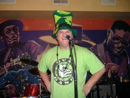 gus;sgang.jpg (541480 bytes)